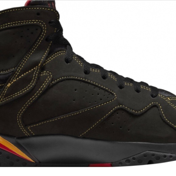 Authentic Men’s Air Jordan 7 Citrus Size: 9 (Worn Once) Shoe box torn a little - Picture 4 of 7